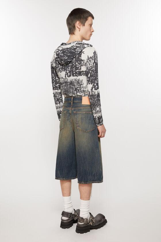 Denim shorts - loose fit Product Image