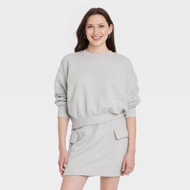 Womens Leisure Studio Pullover Sweatshirt - Universal Thread Heather XL Product Image