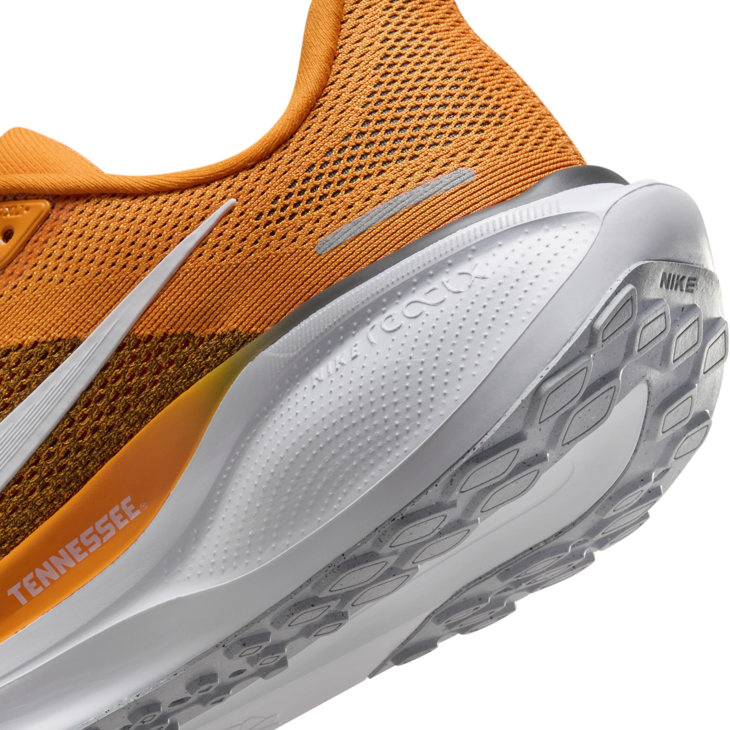 Tennessee Pegasus 41 Nike Men's College Road Running Shoes Product Image