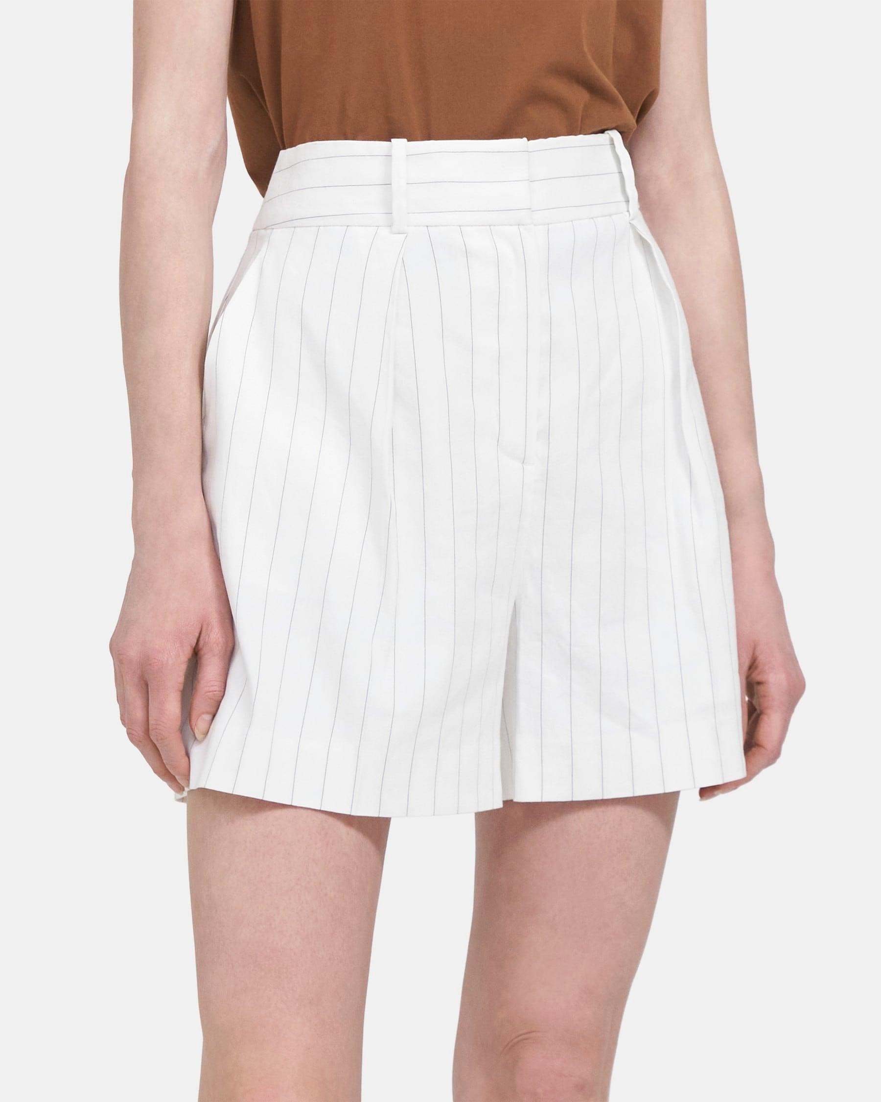 High-Waisted Pleated Short in Striped Linen Product Image