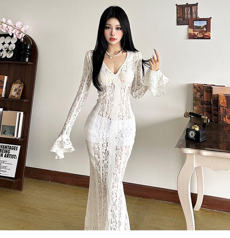 Long Sleeve V-Neck Lace Mermaid Maxi Dress Product Image