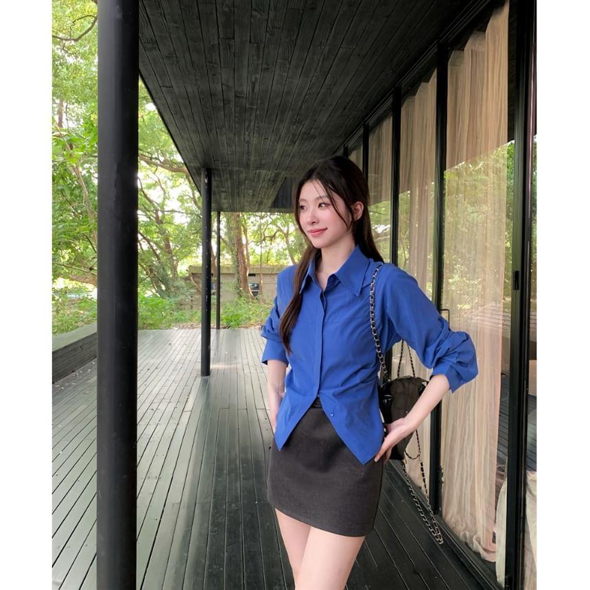 Long-Sleeve Plain Shirt Product Image