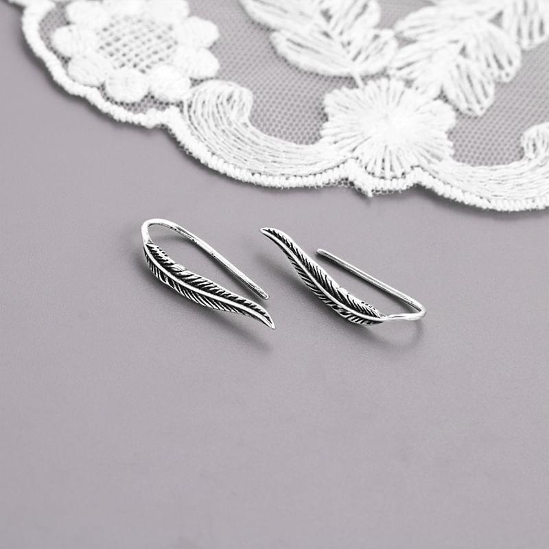 Feather Stud Earring Product Image