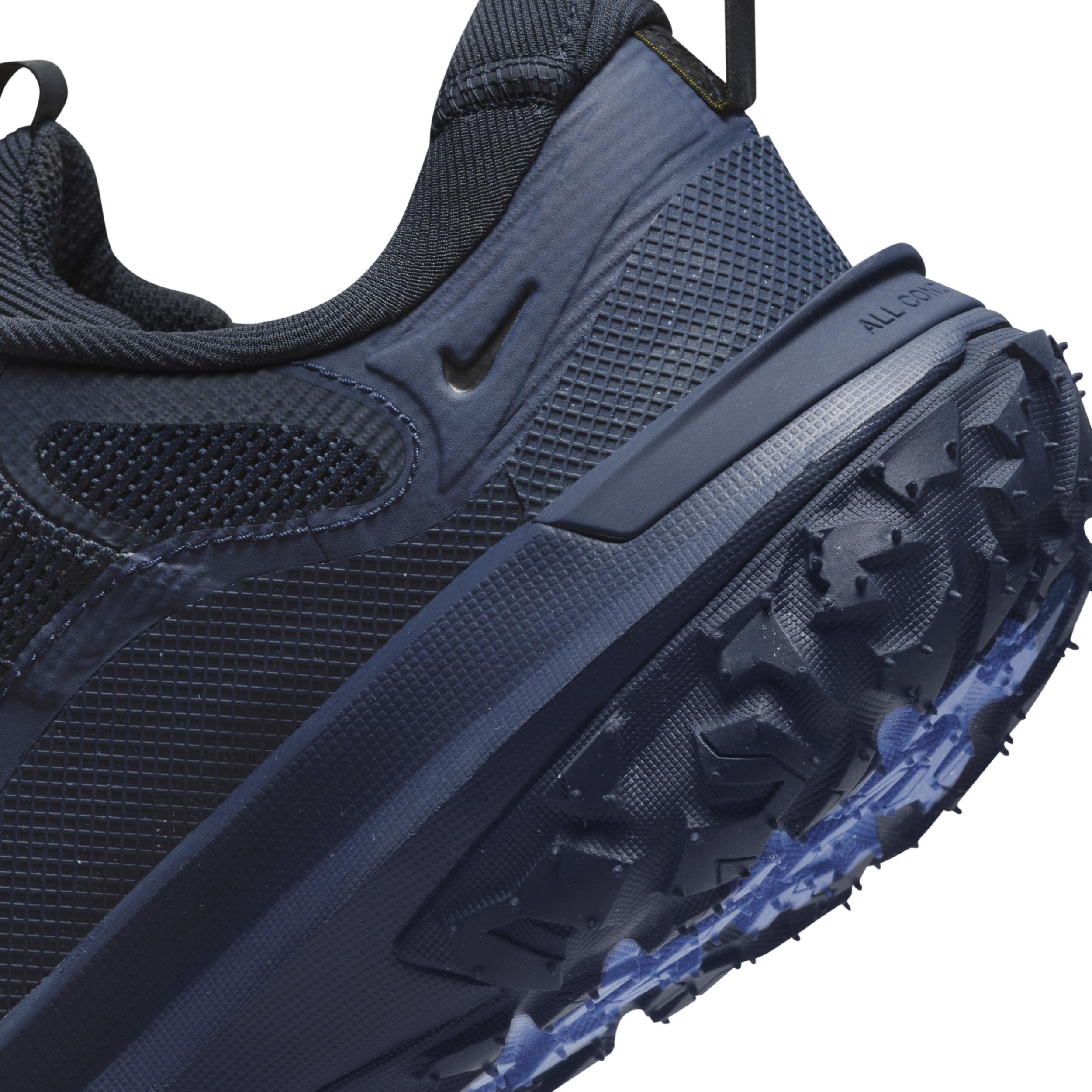 Men's Nike ACG Mountain Fly 2 Low GORE-TEX Shoes Product Image