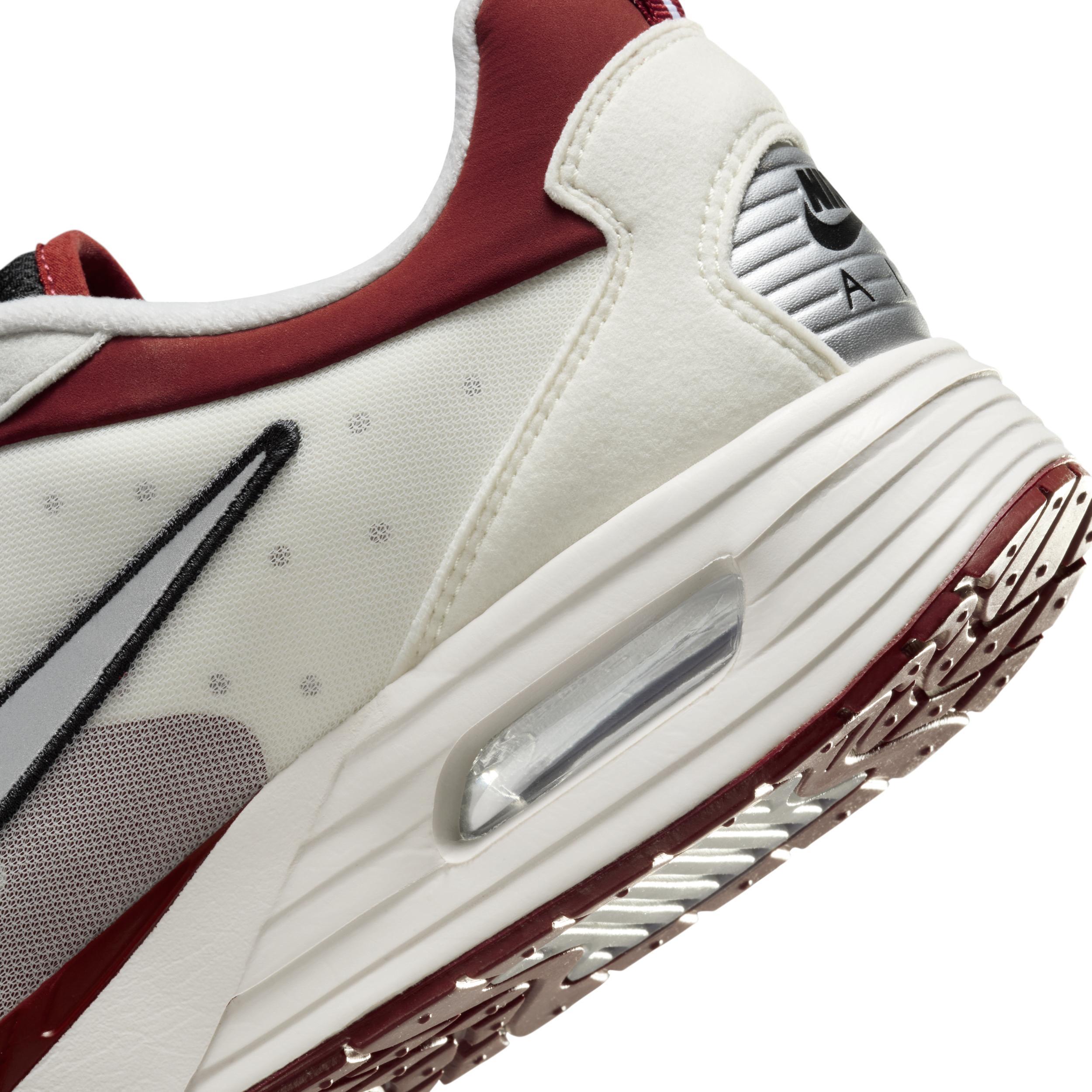 Alabama Nike Men's Air Max Solo Shoes Product Image