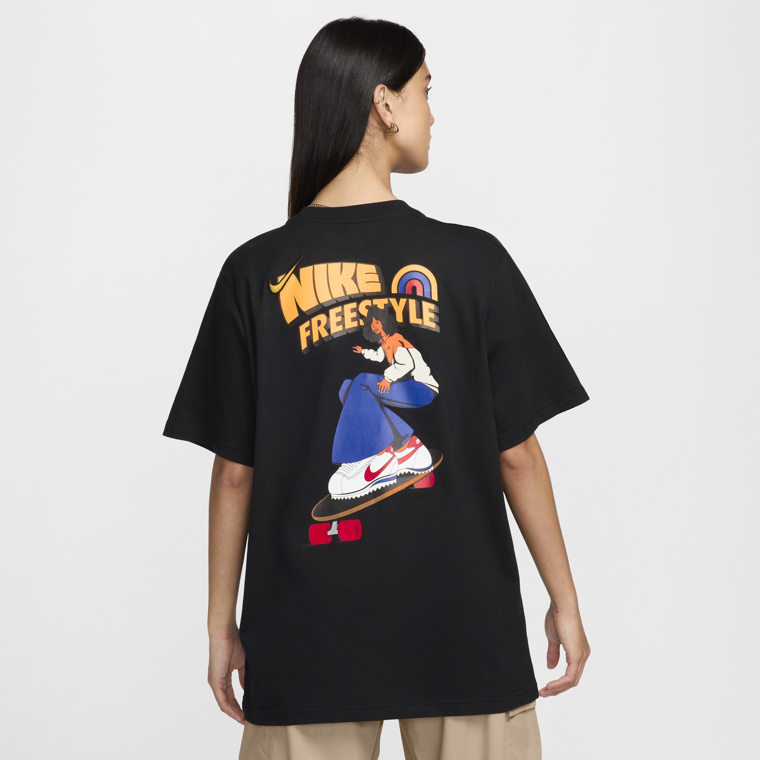 Women's Nike Sportswear Loose Short-Sleeve T-Shirt Product Image