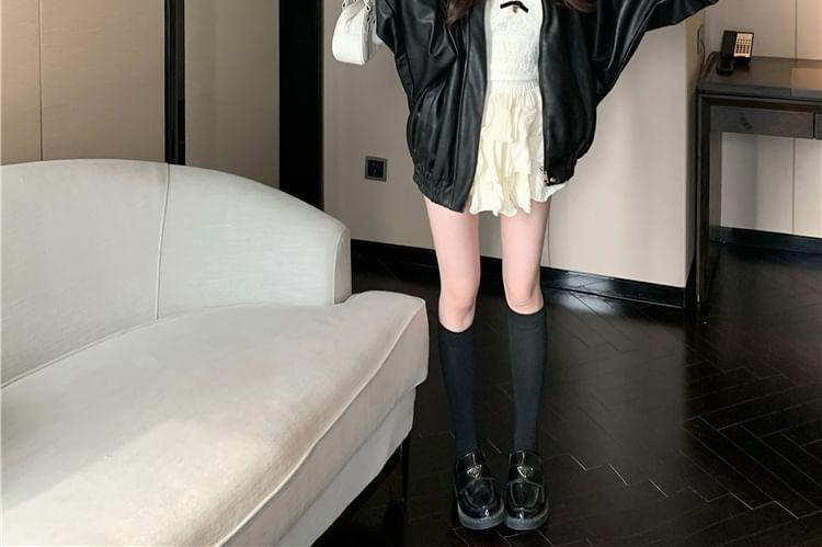 Lapel Collar Plain Zip Cropped Faux Leather Jacket Product Image