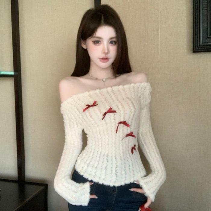 Off Shoulder Plain Bowknot Knit Crop Top Product Image