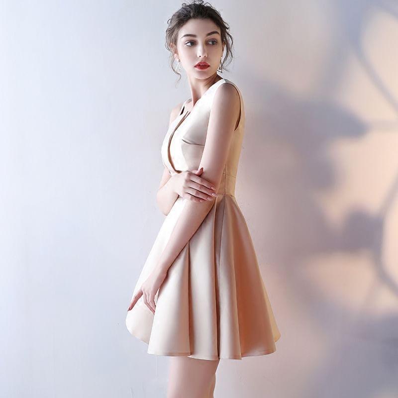 Sleeveless Asymmetrical Neck Plain Mini A-Line Cocktail Dress Product Image