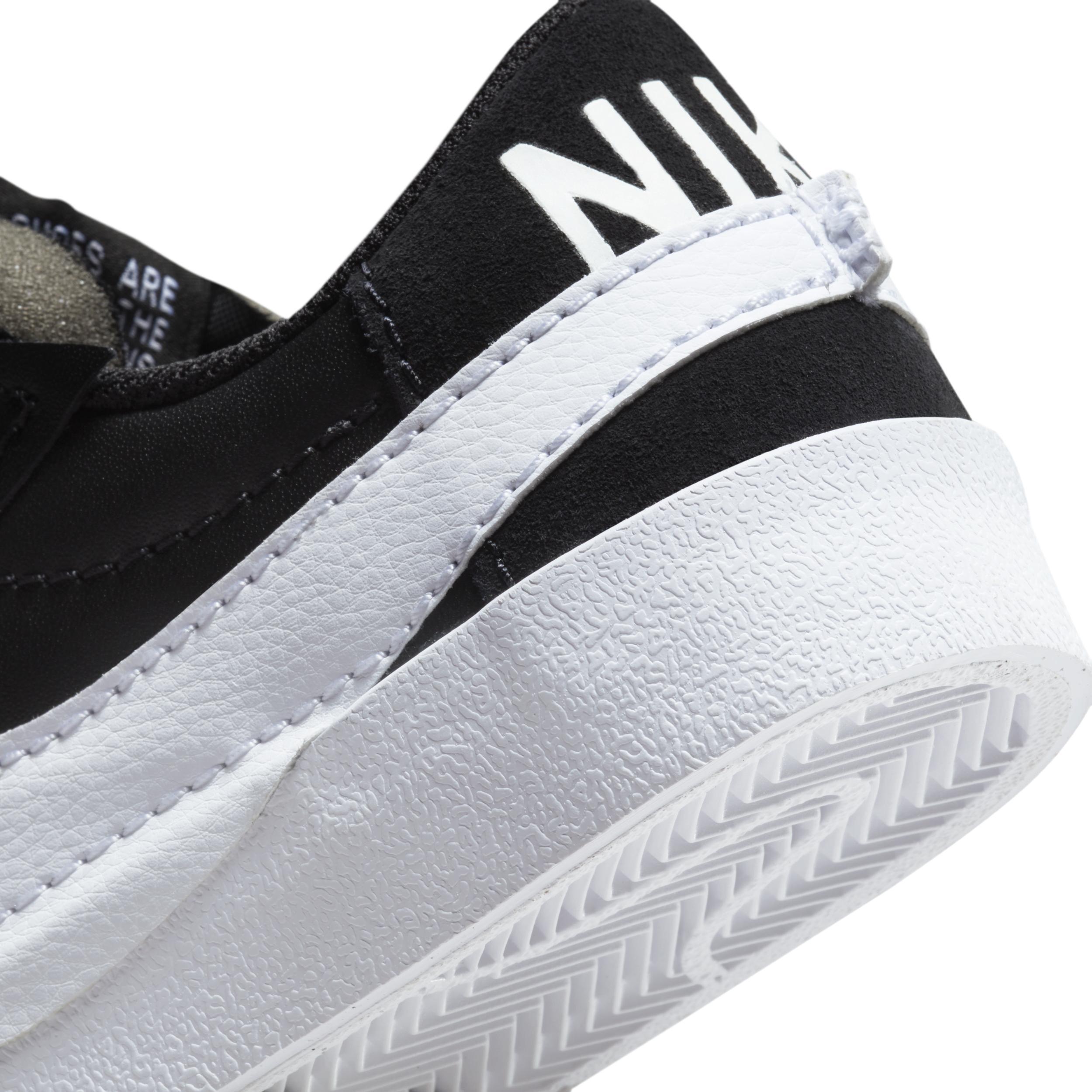 Nike Blazer Low 77 Jumbo Sneaker Product Image