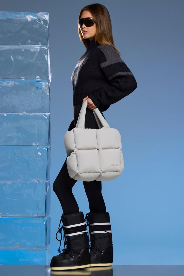 Quilted Puffer Bag in Light Grey Product Image