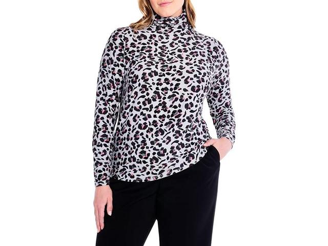 NIC+ZOE Plus Size Cheetah Pop Top (Grey Multi) Women's Clothing Product Image