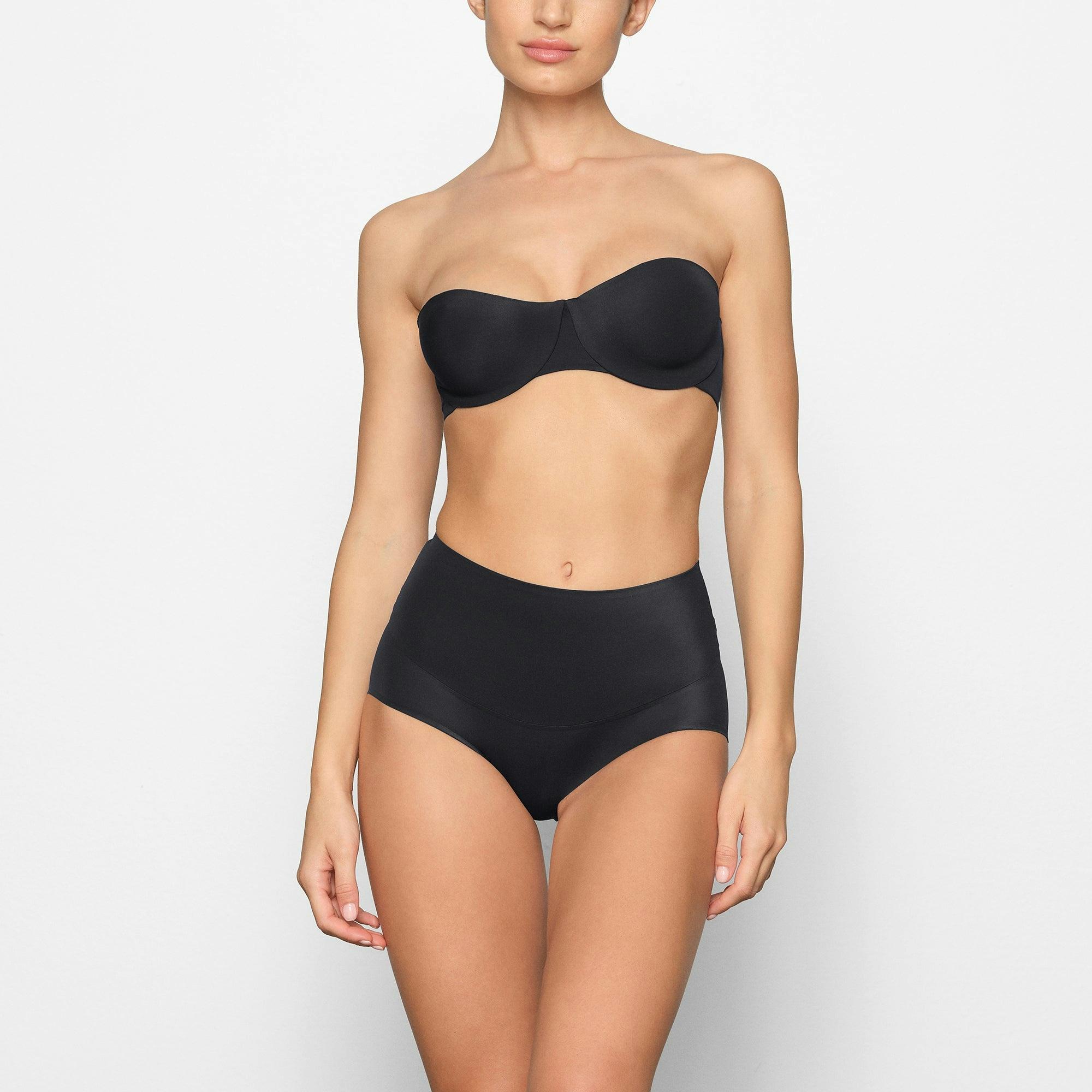 SMOOTHING INTIMATES STRAPLESS BRA | ONYX Product Image