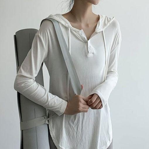 Long-Sleeve Half Buttoned Hooded Plain Sports Top Product Image