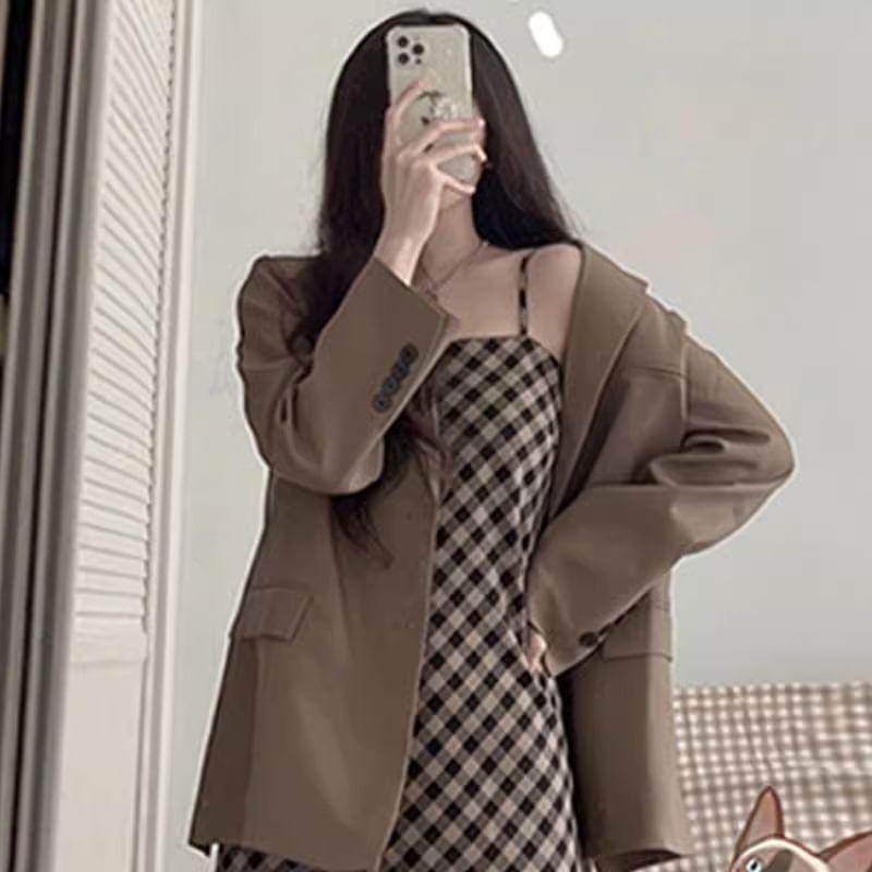 Plain Blazer / Spaghetti Strap Plaid Midi A-Line Dress Product Image