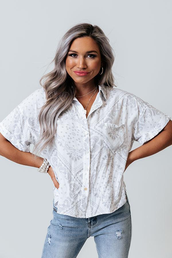 Soho Endeavors Paisley Top In White Product Image