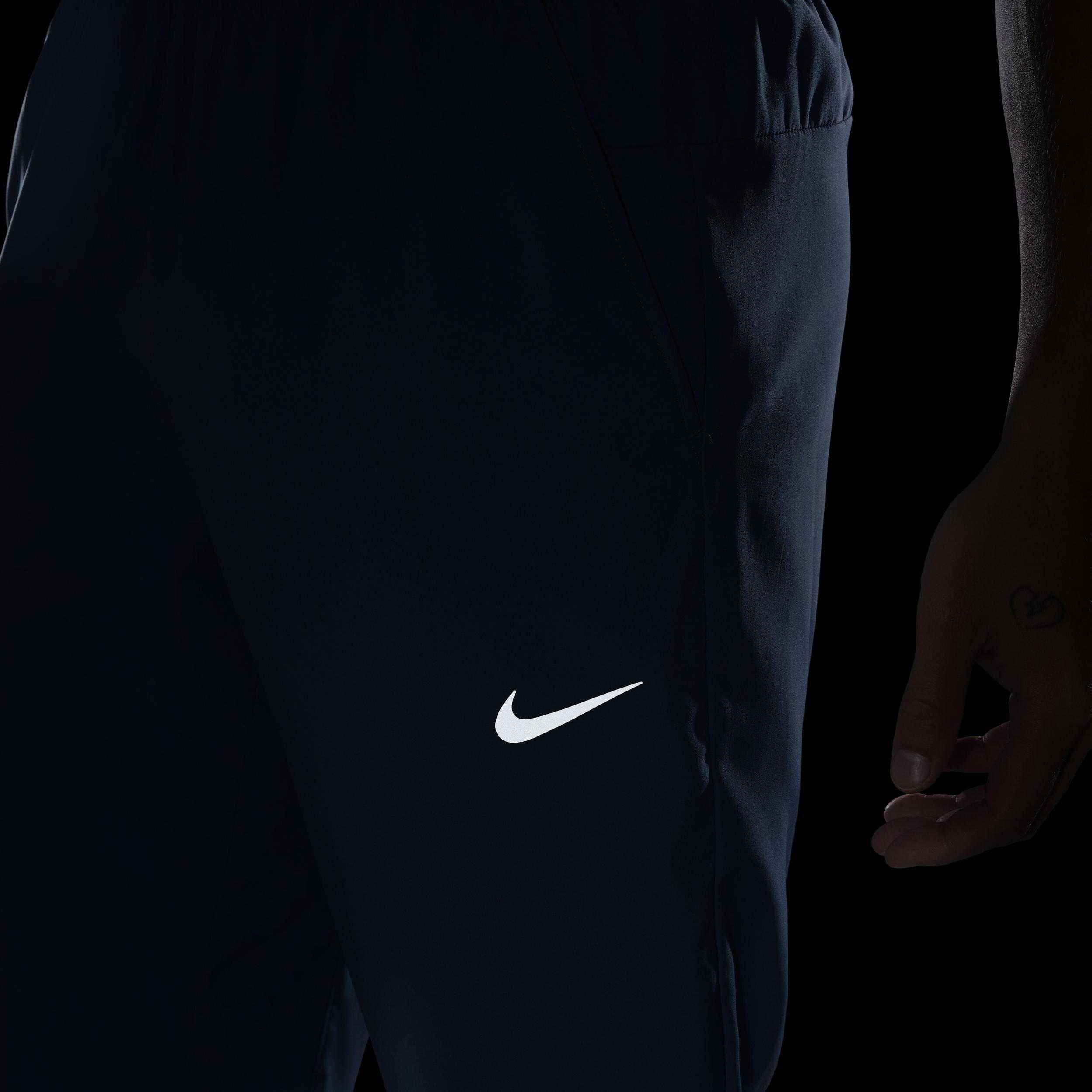 Nike Men's Form Dri-FIT Tapered Versatile Pants Product Image