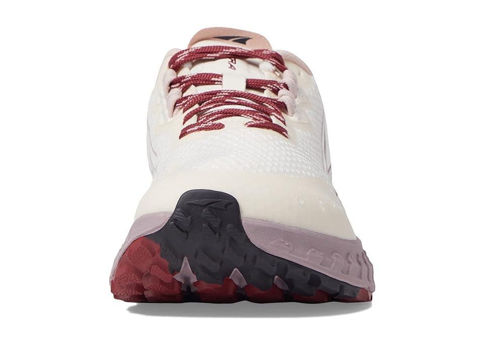 Altra Outroad Women's Running Shoes Product Image