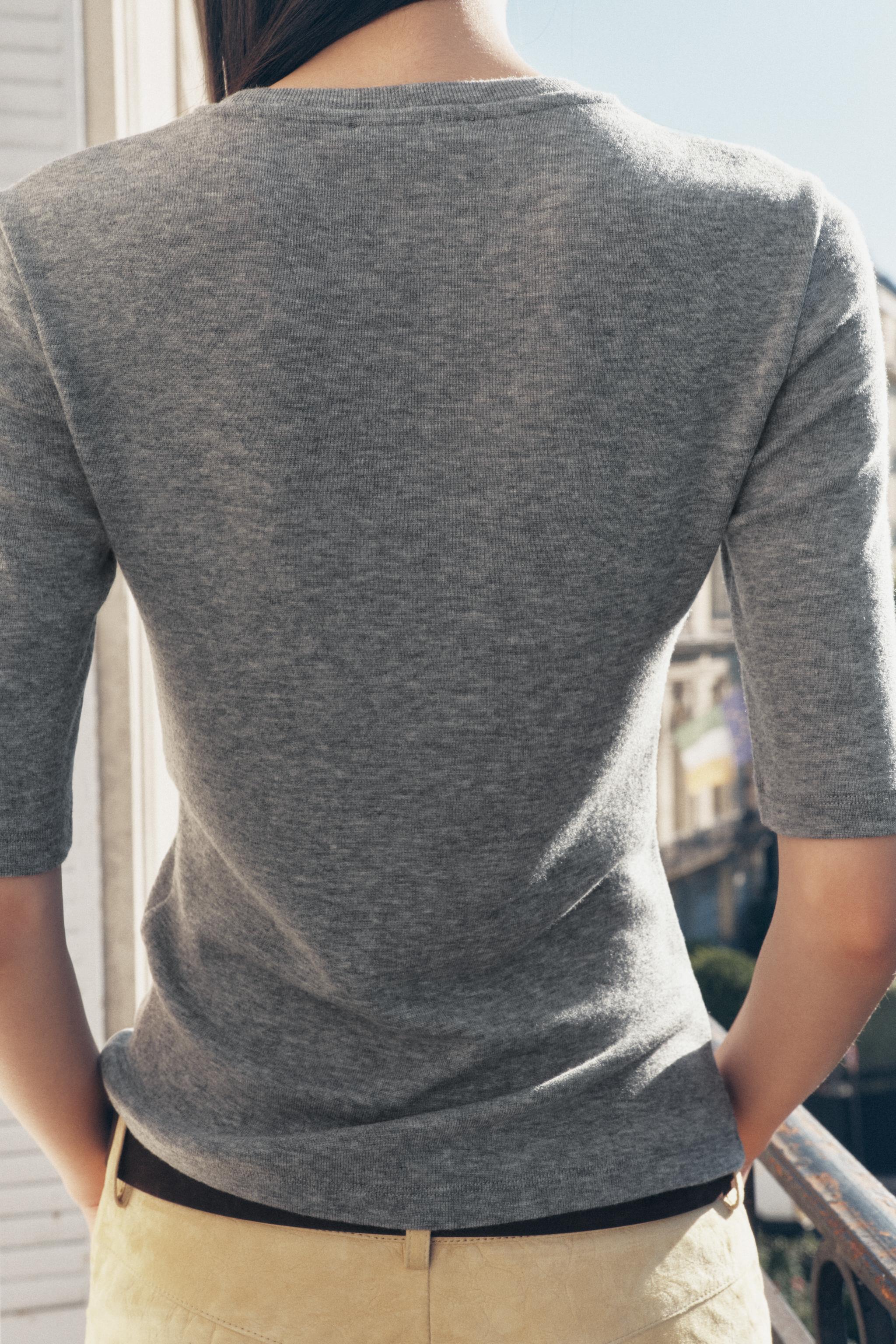 SOFT 100% WOOL T-SHIRT Product Image