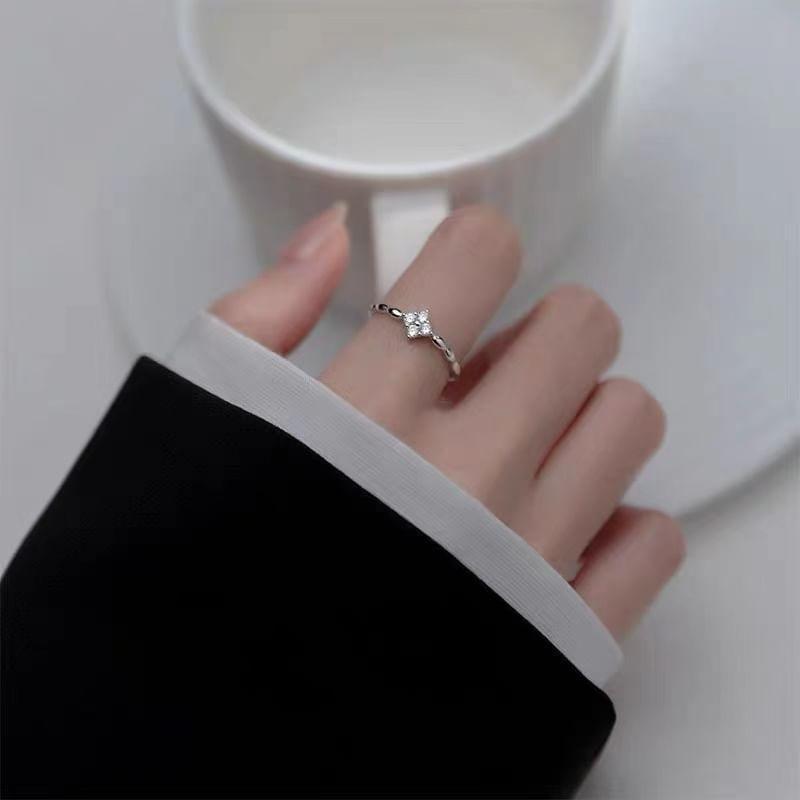 925 Sterling Silver Rhinestone Flower Open Ring Product Image