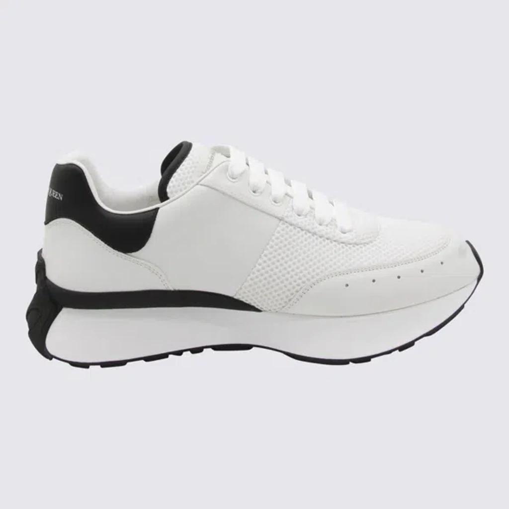 Sneakers In White Product Image