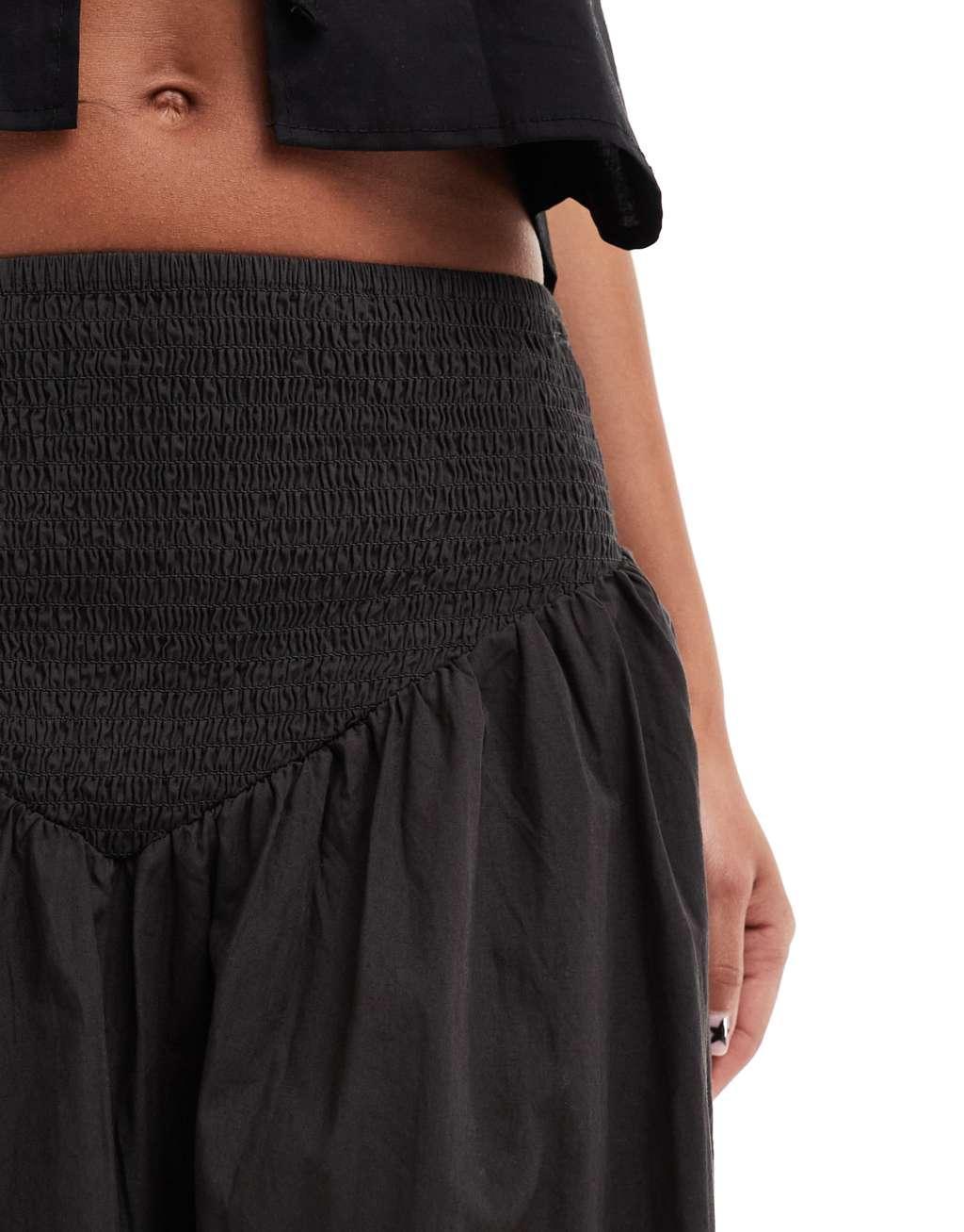 Cotton On v waist maxi skirt in black Product Image