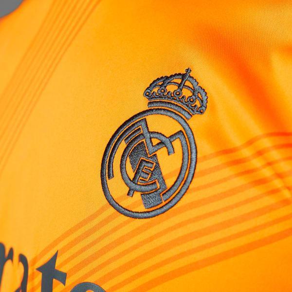 Real Madrid 24/25 Long Sleeve Away Jersey Product Image