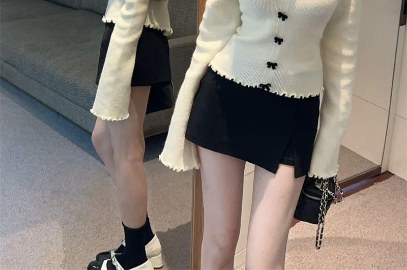 Long-Sleeve Scoop Neck Bow Lettuce Edge Knit Top Product Image