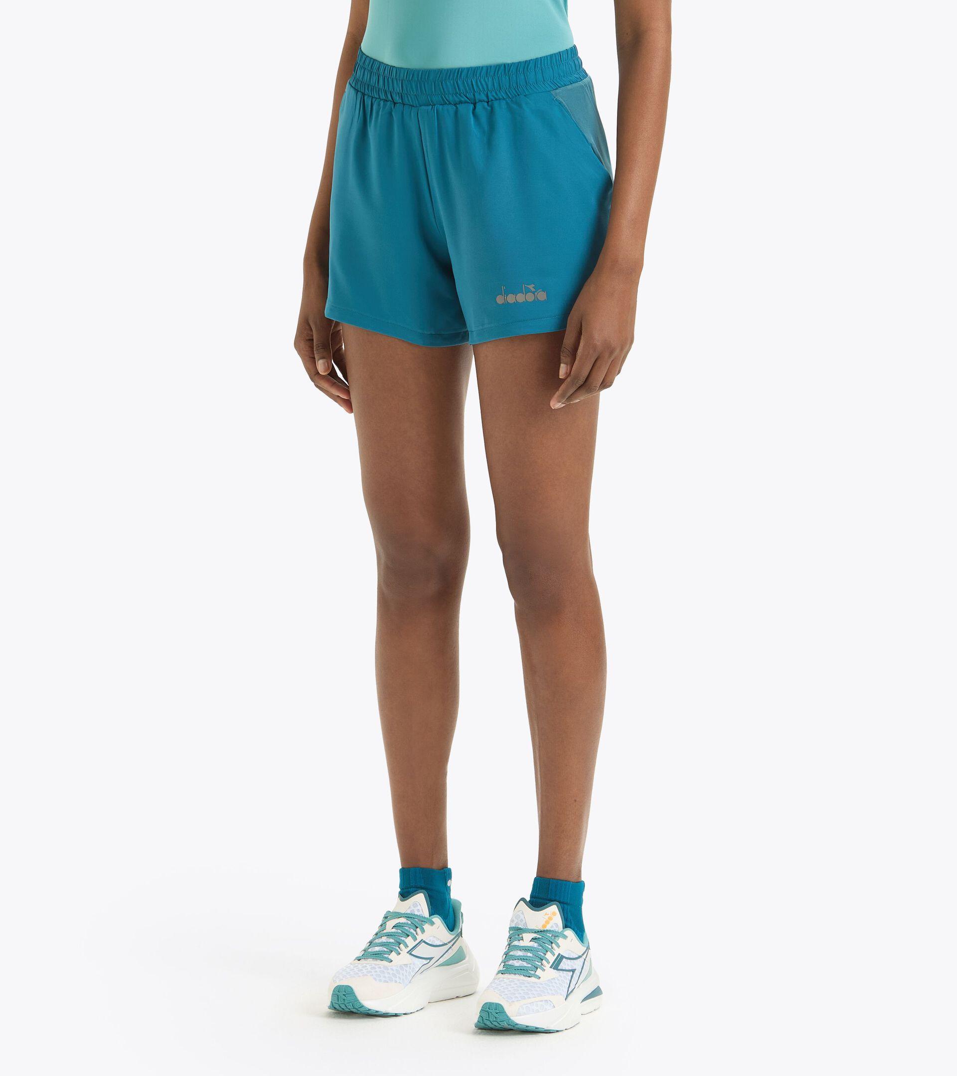 L. SUPER LIGHT SHORTS 4" Product Image