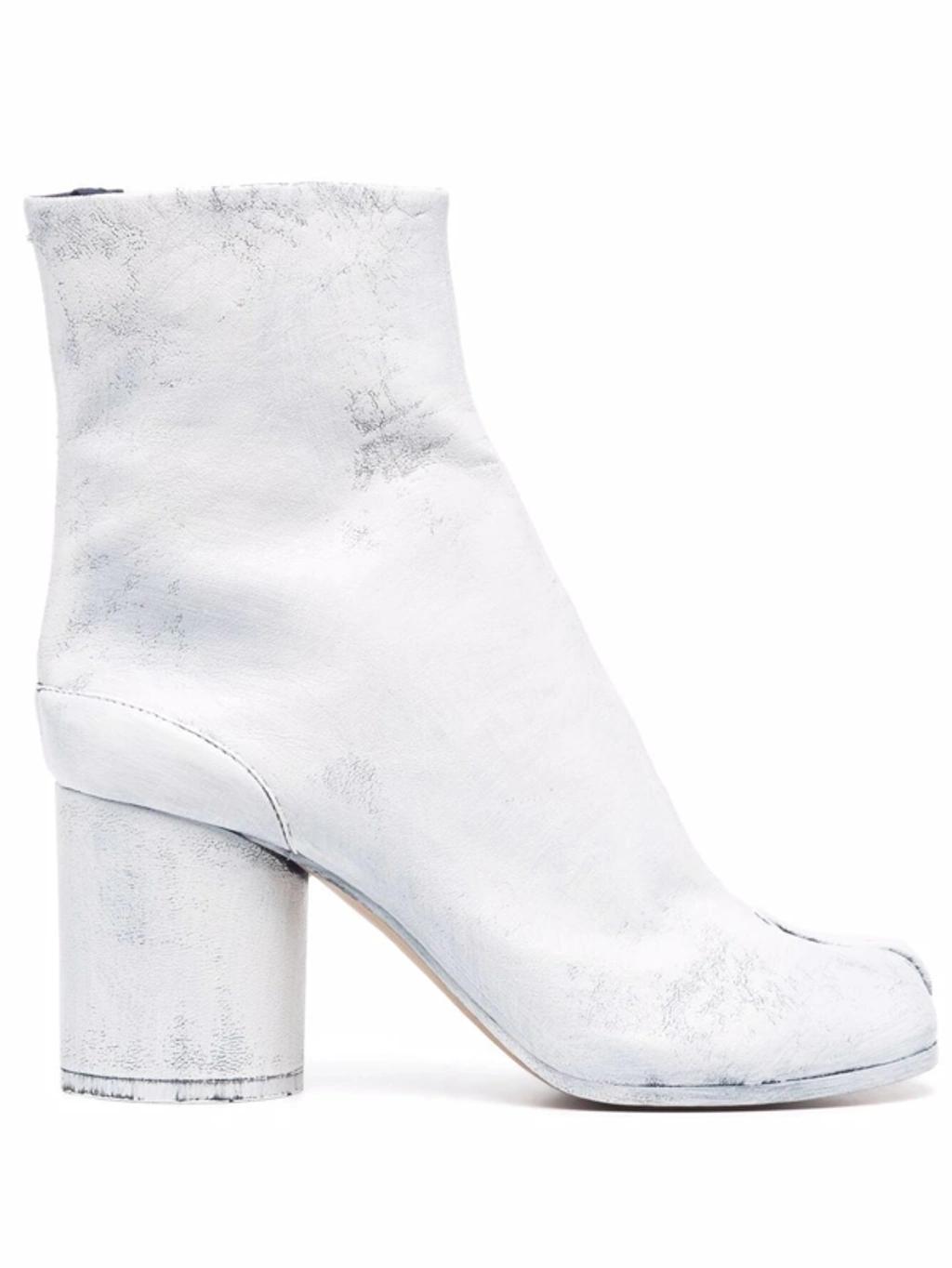 Tabi Ankle Boots In White Aged Effect Leather In Black White Product Image