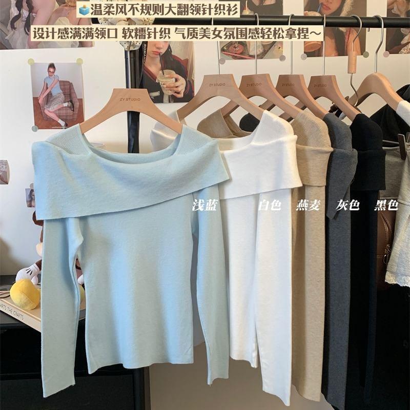 Long Sleeve Boat Neck Plain Knit Top Product Image