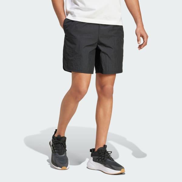 City Escape Woven Shorts Product Image