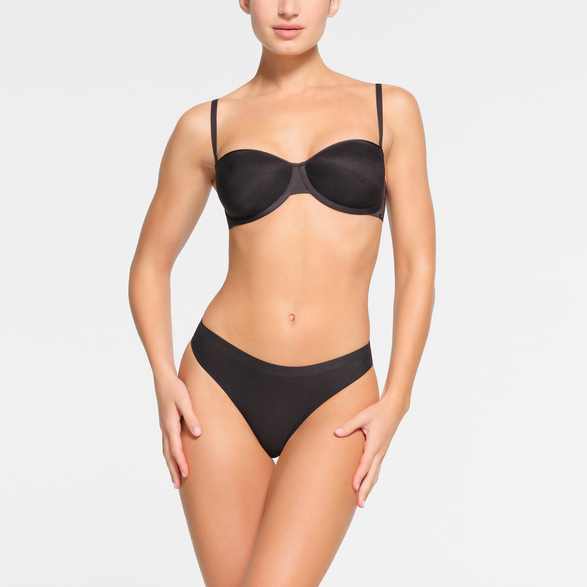 WEIGHTLESS STRAPLESS BRA | ONYX Product Image