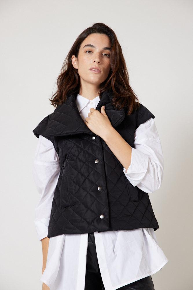 Summit Quilted Vest Product Image