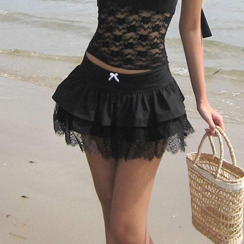 Mid Waist Plain Lace Mini A-Line Skirt Product Image