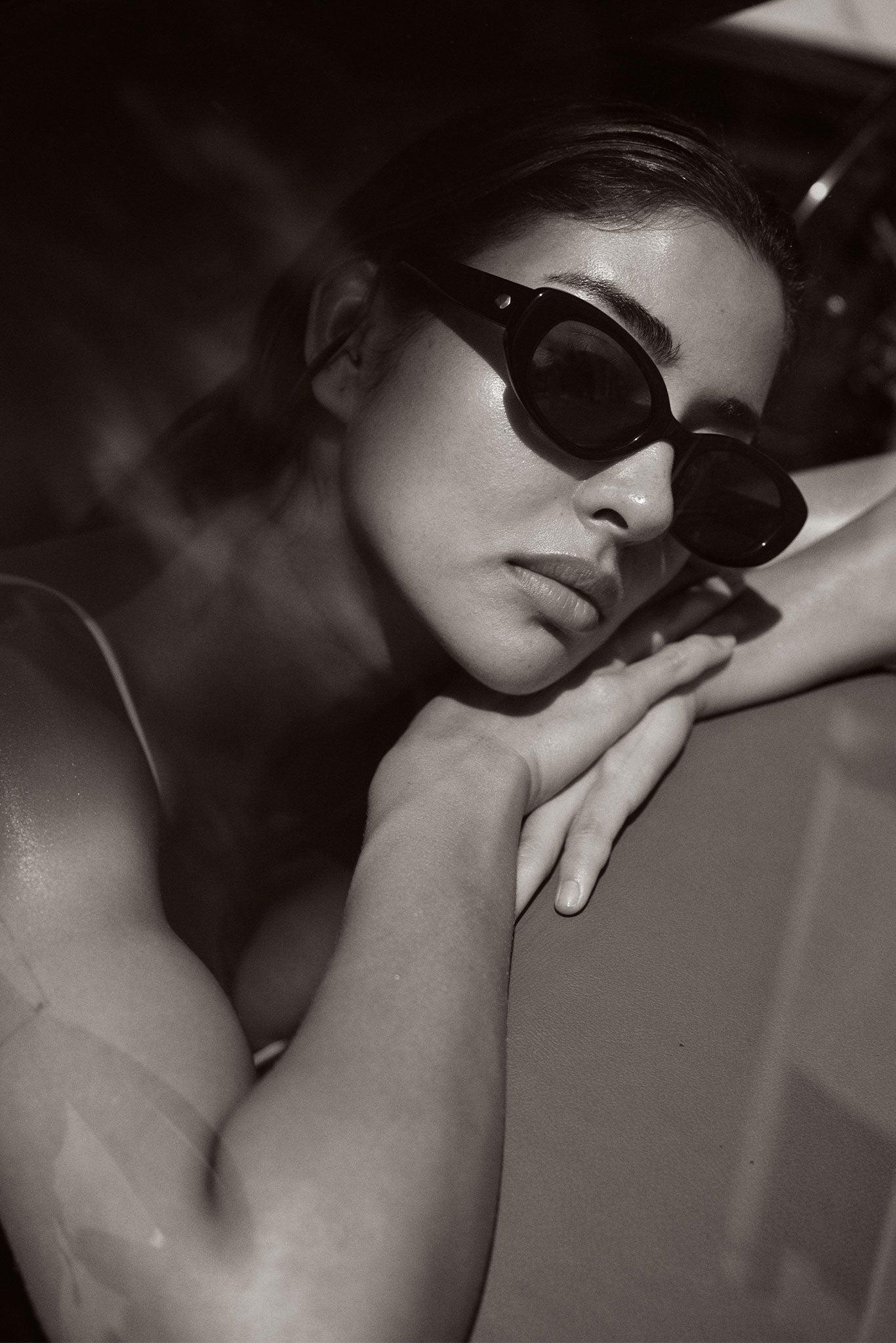 Es Vedrá Sunglasses - Black Product Image