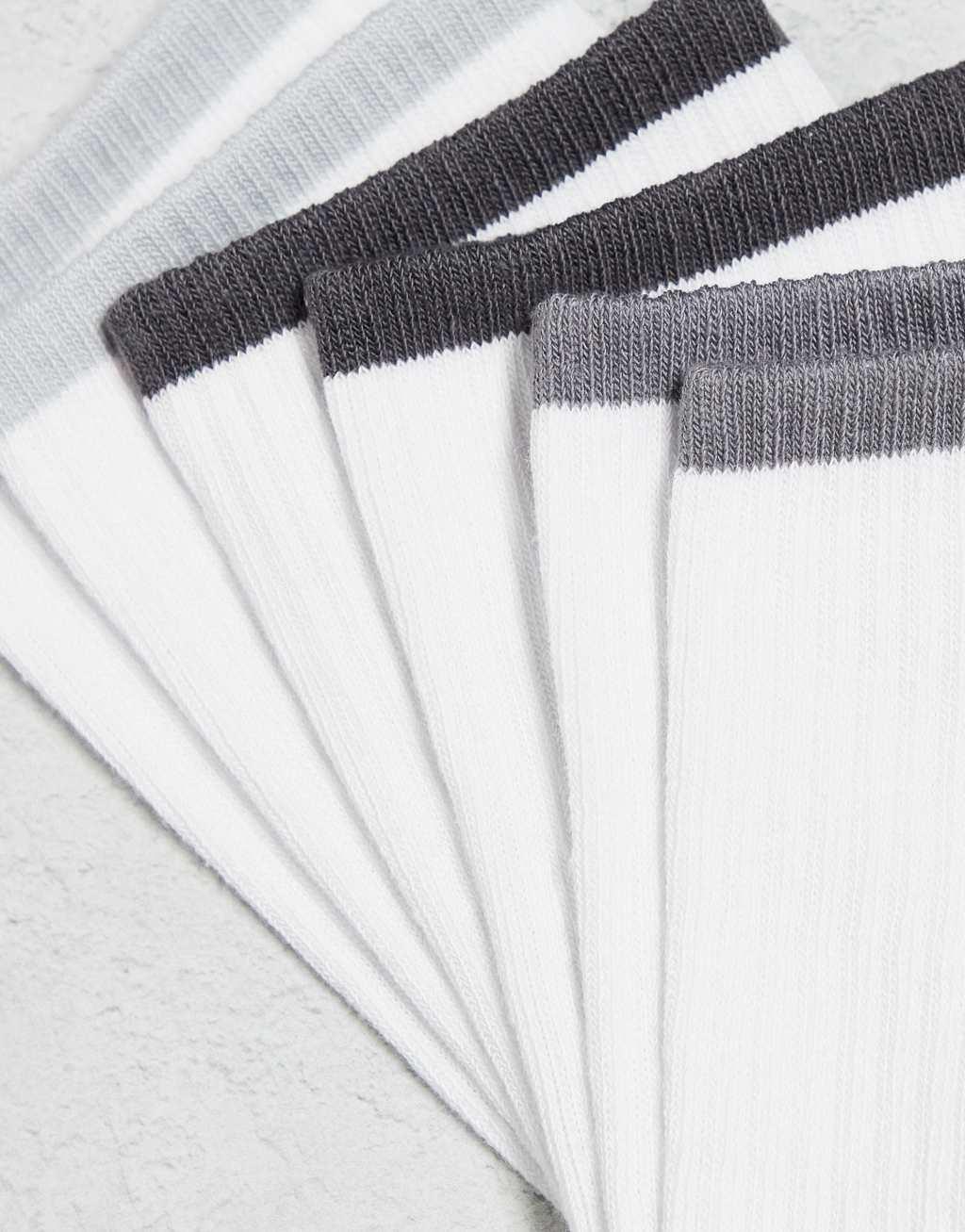 ASOS DESIGN 3 pack sports socks in white with gray tipping detail Product Image