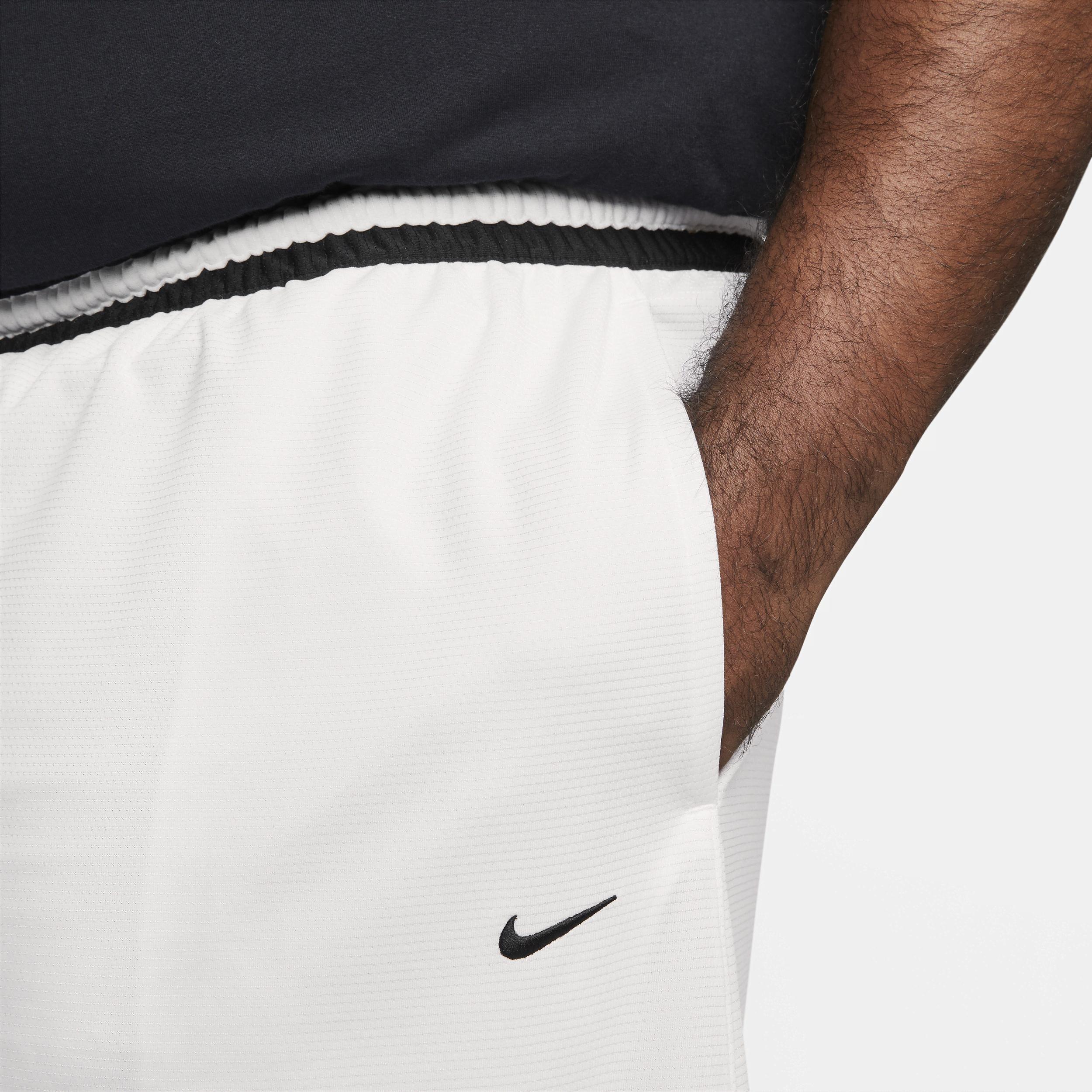 Nike Men's Dri-FIT DNA 10" Basketball Shorts Product Image