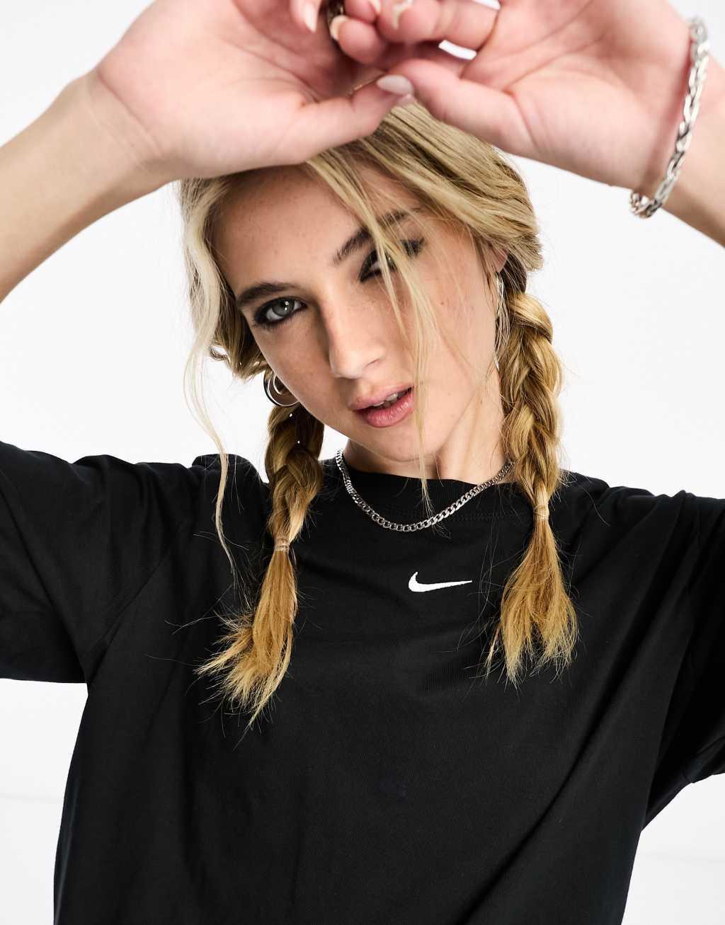 Women's Nike Sportswear Essential T-Shirt Product Image