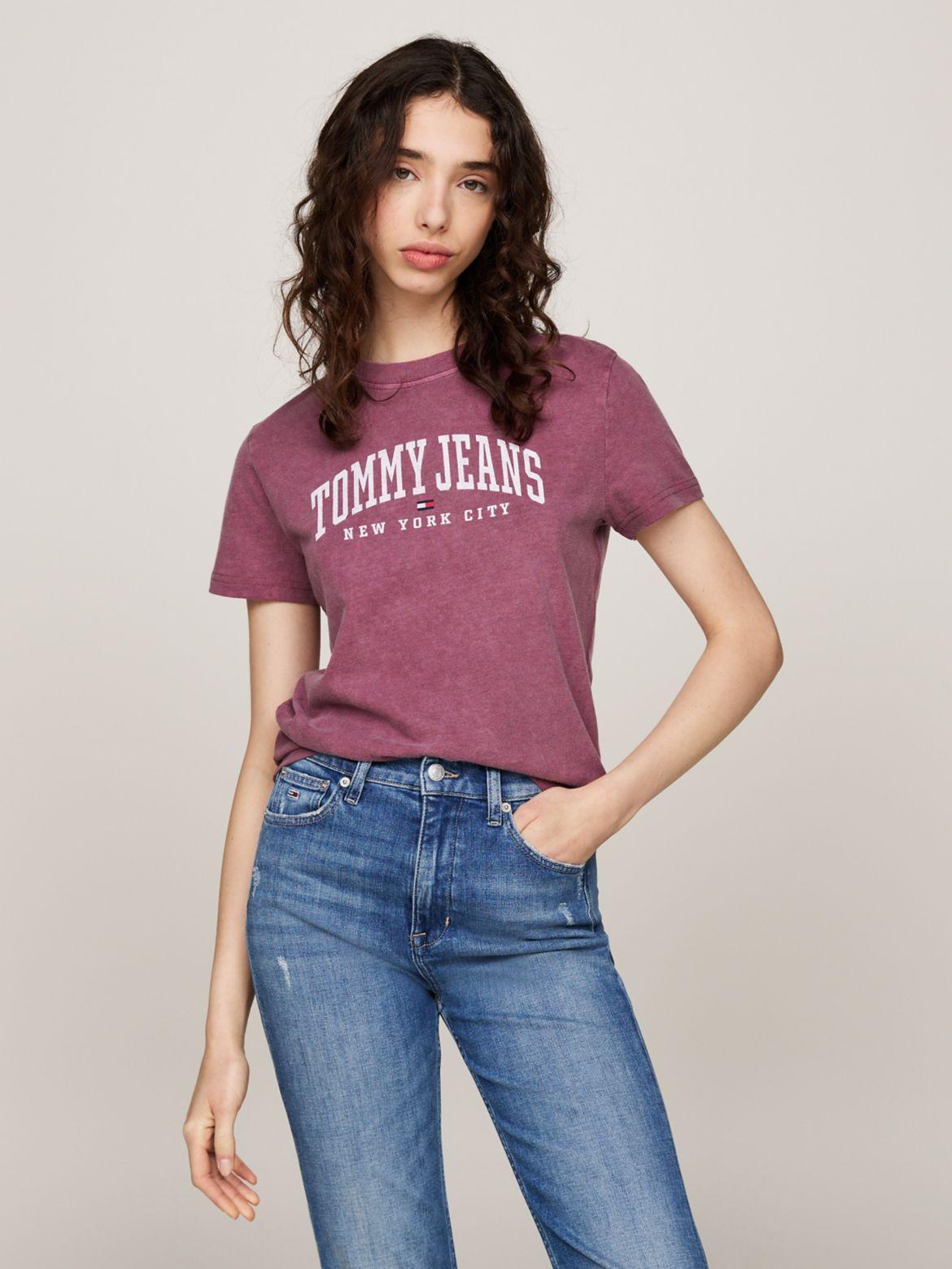 Tommy Hilfiger Women's Classic Tommy Logo Crewneck T-Shirt Product Image