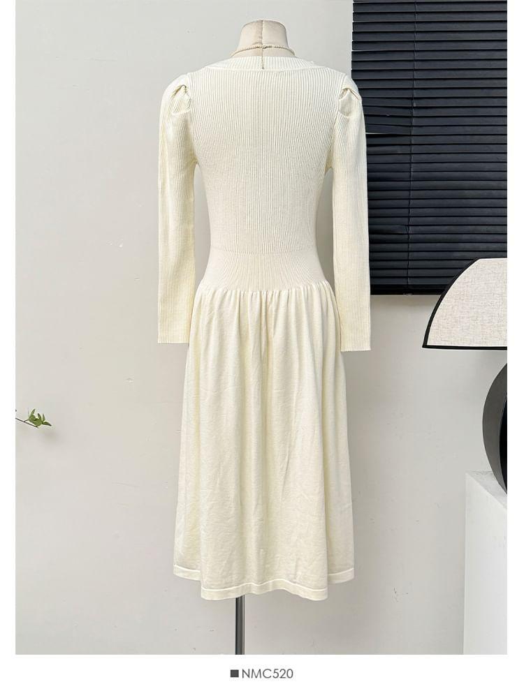 Puff-Sleeve Pleated A-Line Midi Dress Product Image