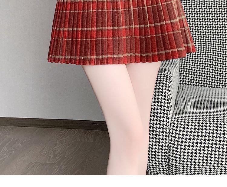 High Waist Plaid Pleated Mini A-Line Skirt Product Image