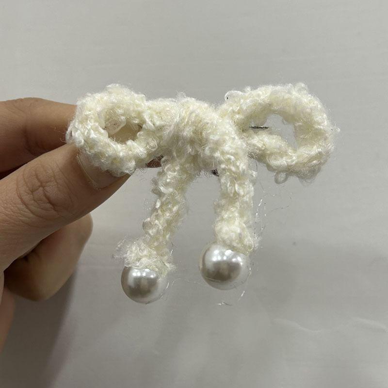 Furry Bow Faux Pearl Hair Clip Product Image