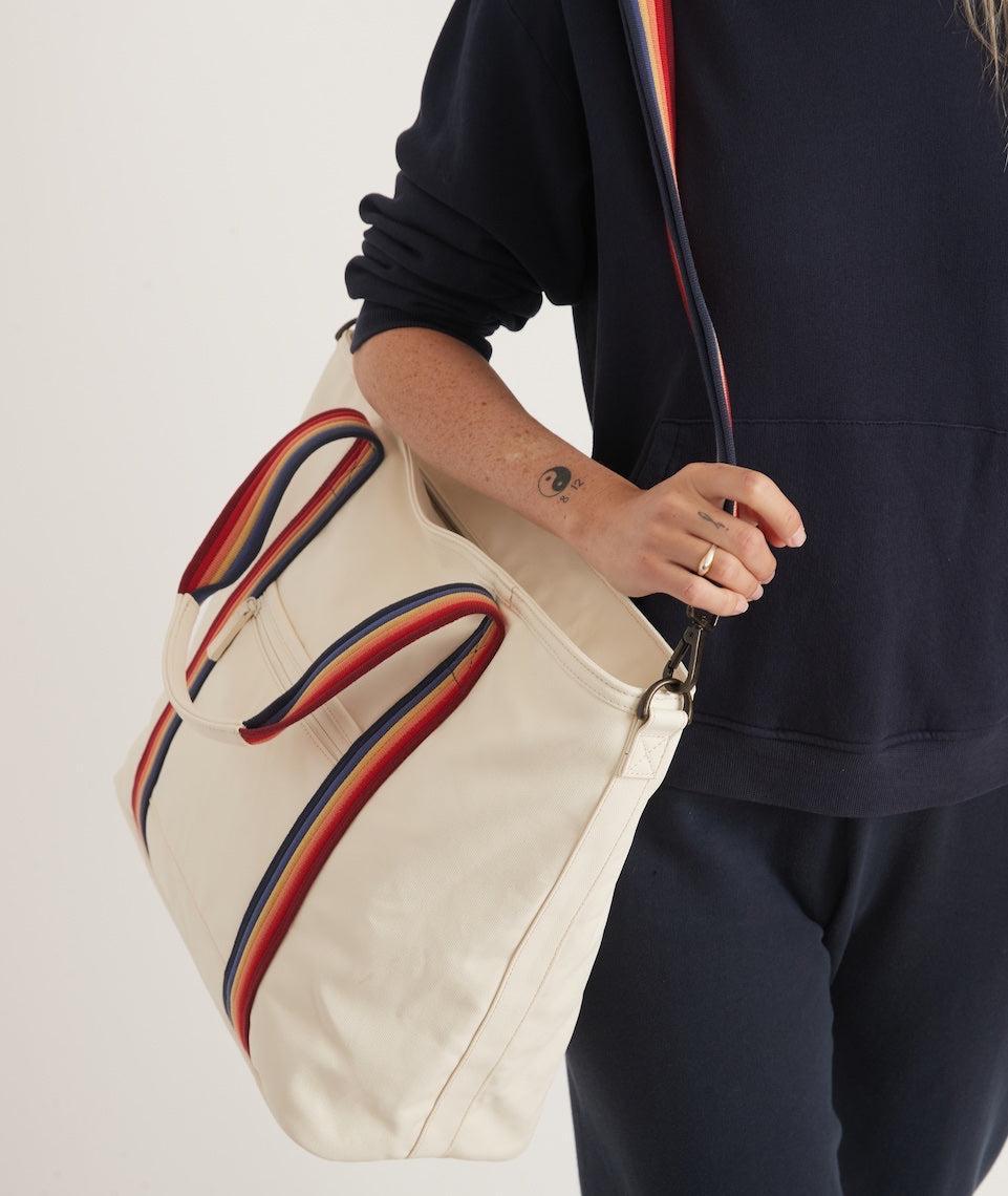 Tote in Natural Product Image