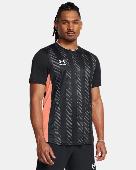 Men's UA Challenger Training Printed Short Sleeve Product Image