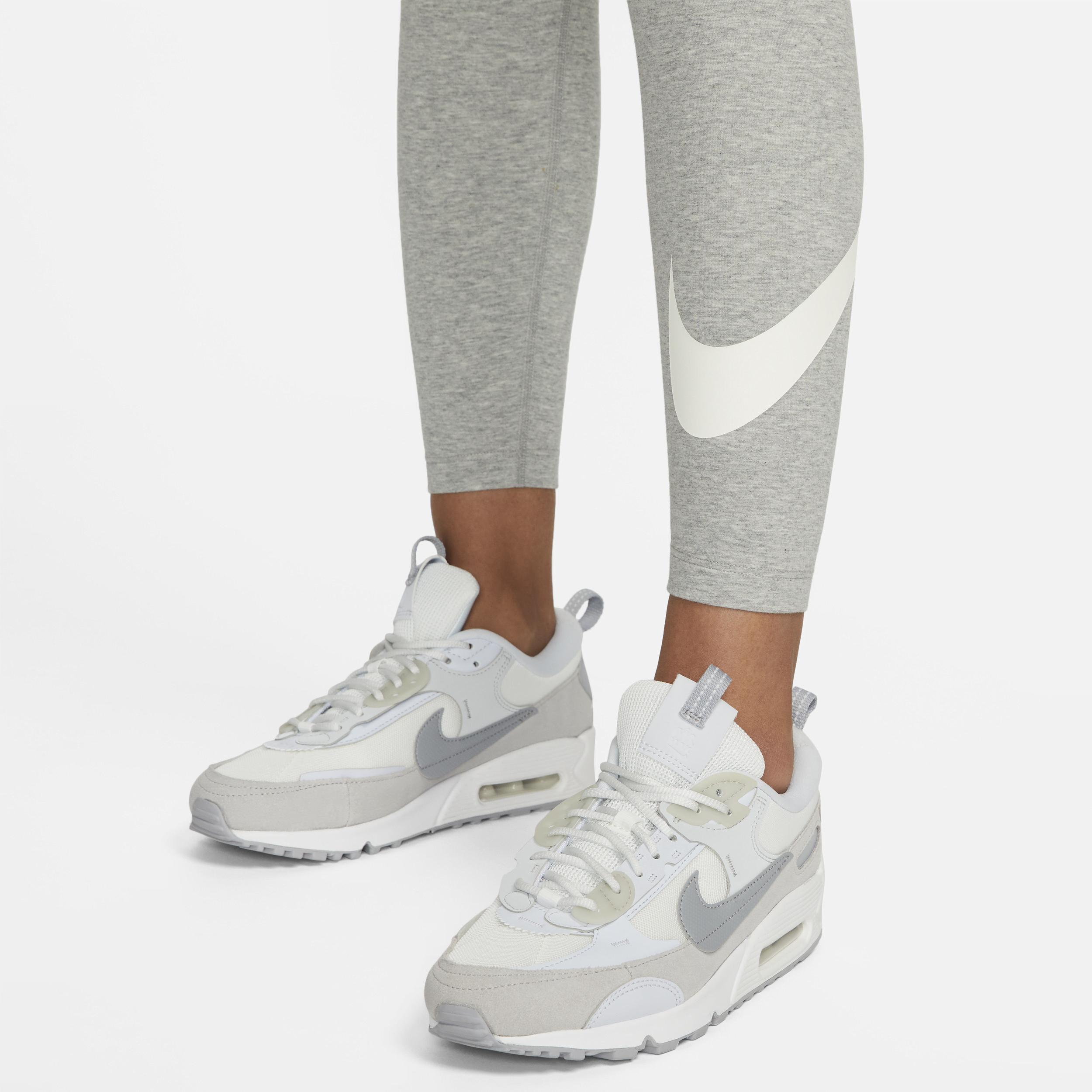 Women's Nike Sportswear Classics High-Waisted Graphic Leggings Product Image