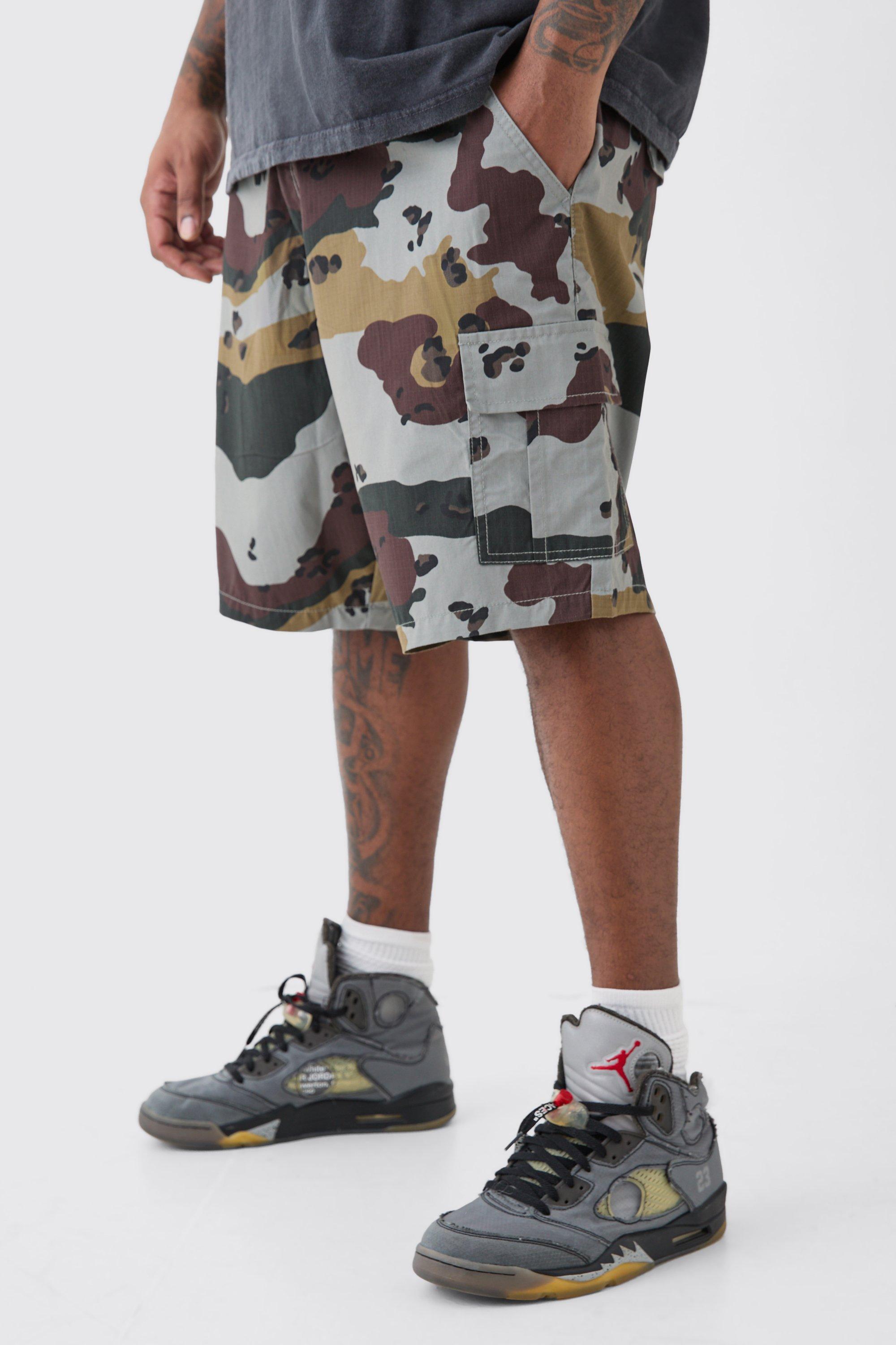 Plus Fixed Waist Camo Twill Cargo Short | boohooMAN USA Product Image