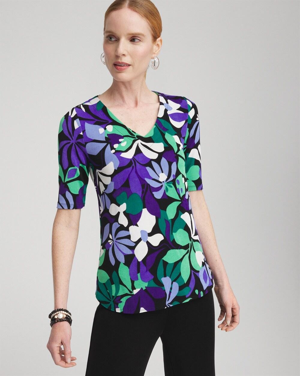 Women's Travelers Floral V-Neck Top Product Image