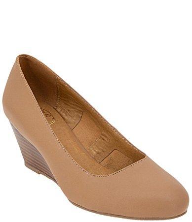 Andre Assous Khloe Leather Wedge Pumps Product Image