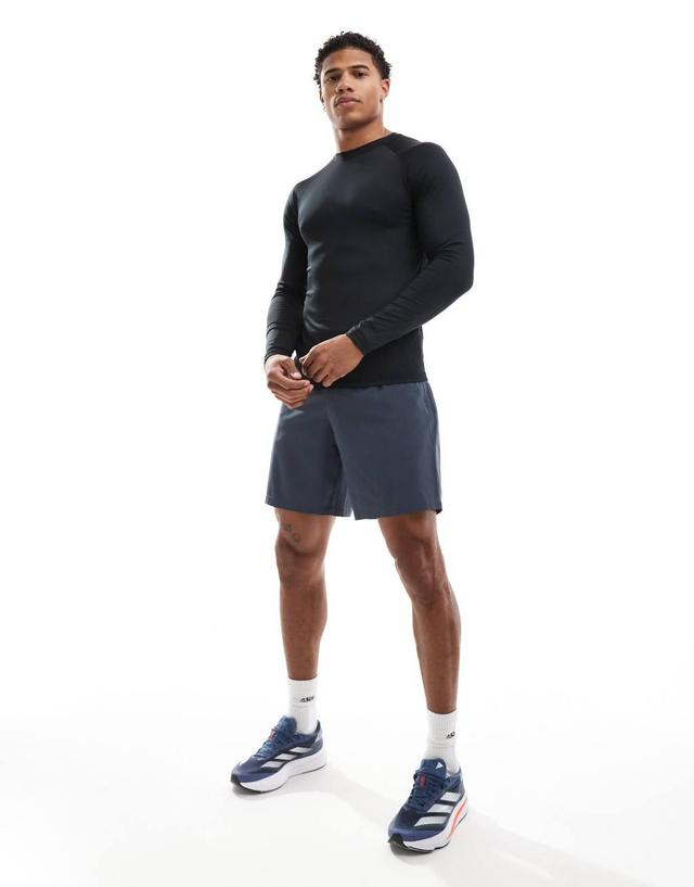 ASOS 4505 Icon training long sleeve muscle fit base layer in black Product Image